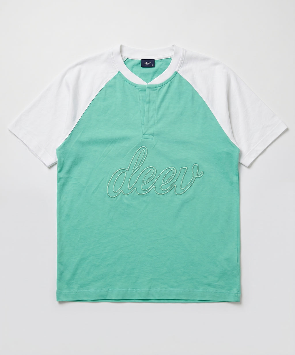 Henley T-Shirt In Aquagreen and White