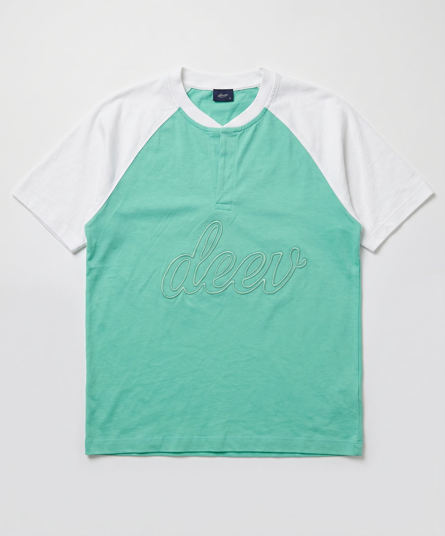 Henley T-Shirt In Aquagreen and White